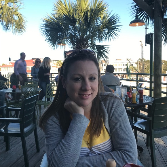 Meet the Posher - Picture 5 of 8